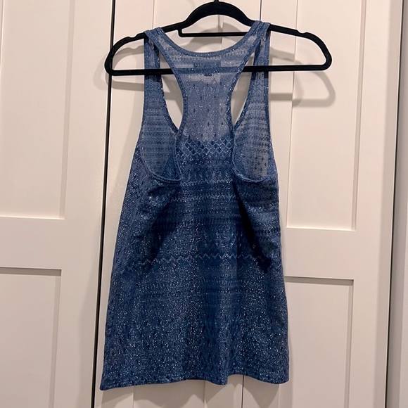 🎀 Blue Silver Shimmer button tank top AEO large - Picture 4 of 4